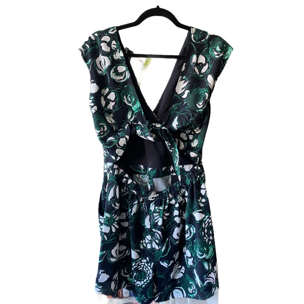 Club Monaco tie back romper